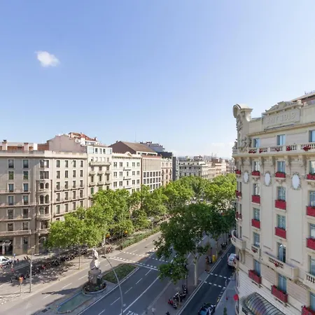 Fisa Rentals Gran Via Apartments-2